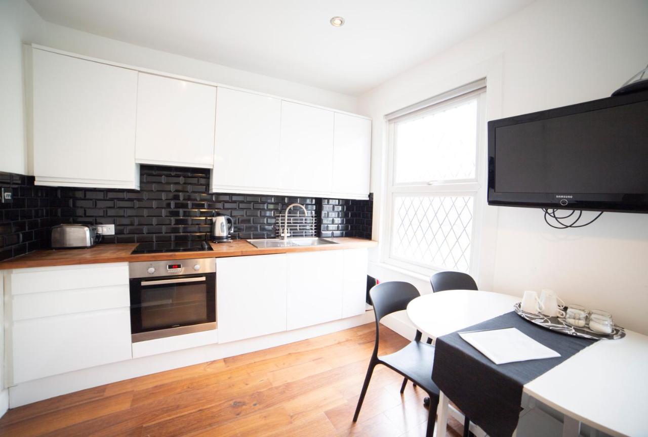 Victorian Property Apartment London Exterior photo