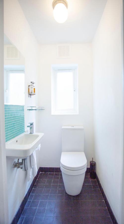 Victorian Property Apartment London Exterior photo